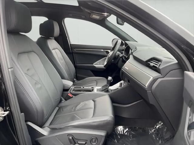 2024 Audi Q3 Premium 45 TFSI S line quattro Tiptronic