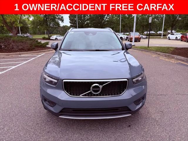 2021 Volvo XC40 T5 Momentum