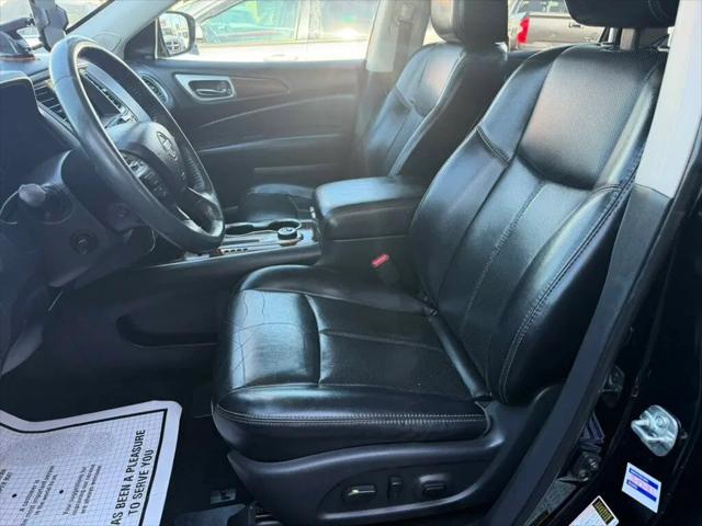 2017 Nissan Pathfinder Platinum