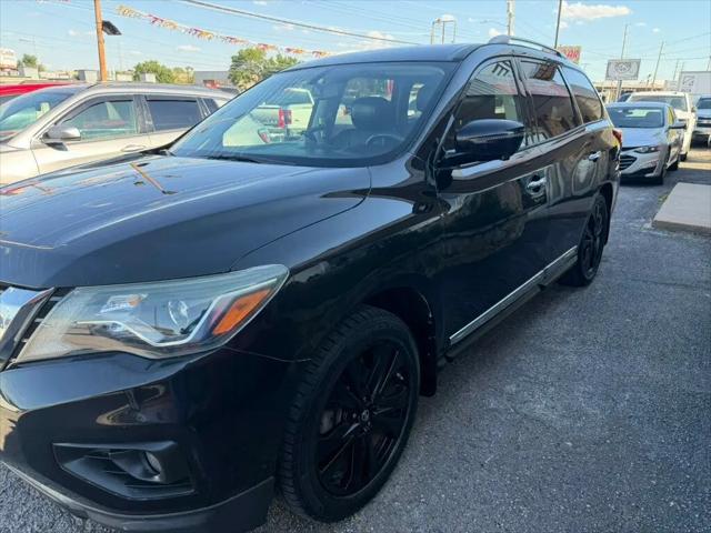 2017 Nissan Pathfinder Platinum