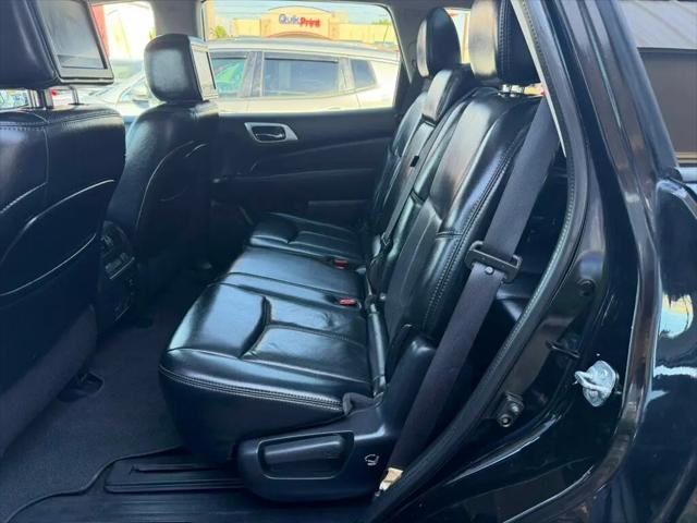 2017 Nissan Pathfinder Platinum