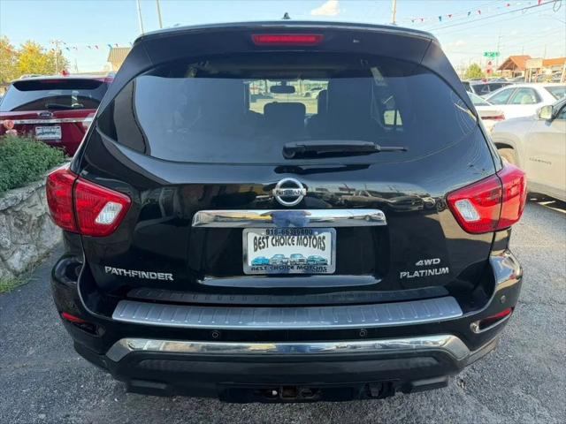 2017 Nissan Pathfinder Platinum