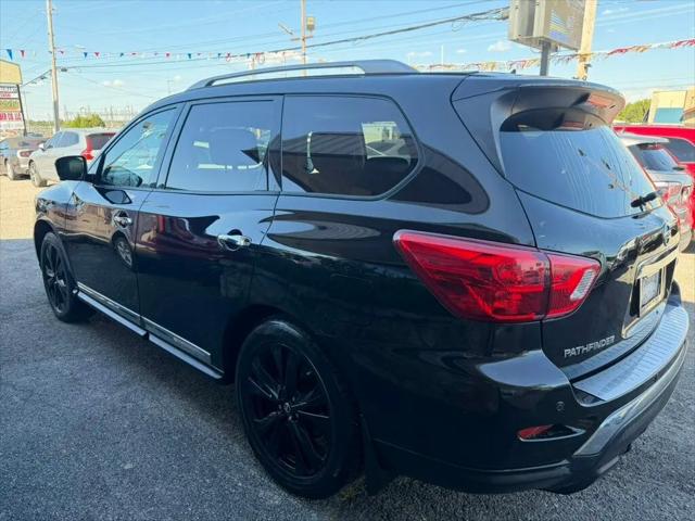 2017 Nissan Pathfinder Platinum