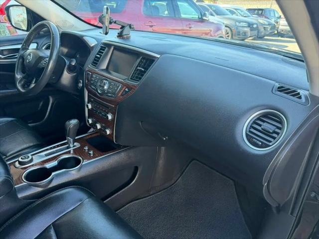 2017 Nissan Pathfinder Platinum