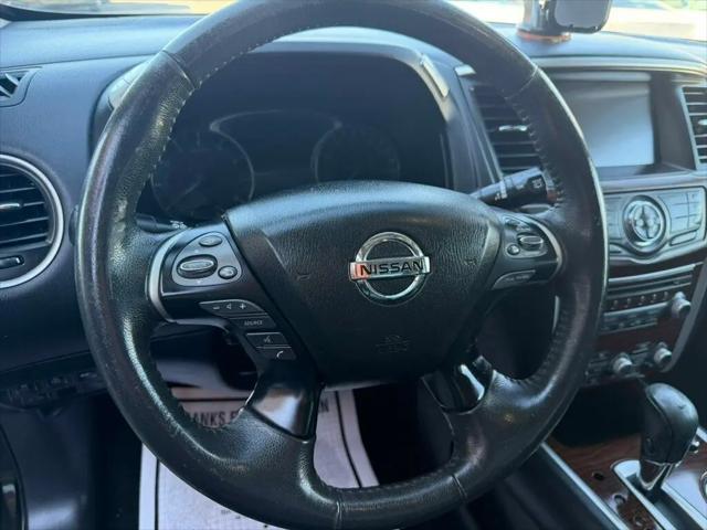 2017 Nissan Pathfinder Platinum