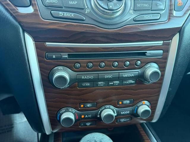 2017 Nissan Pathfinder Platinum