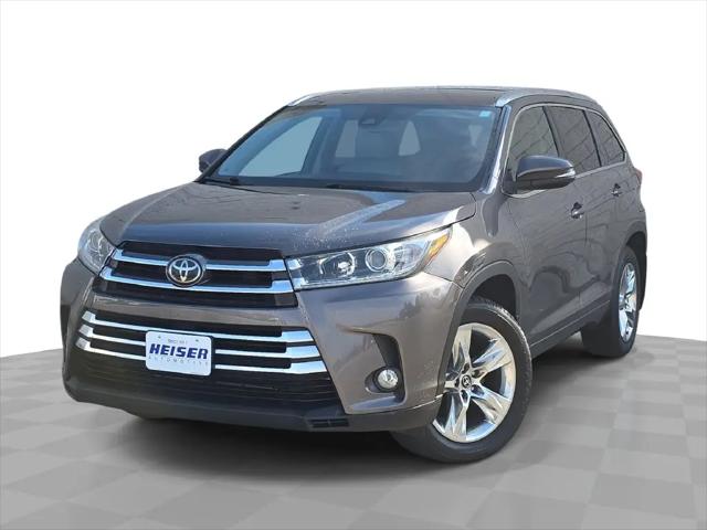 2017 Toyota Highlander Limited for sale in Milwaukee, WI