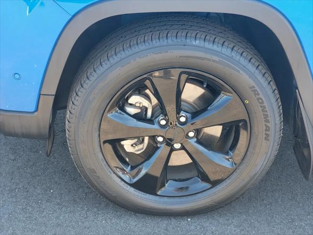 2023 Jeep Cherokee Altitude Lux 4x4