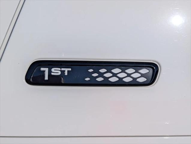 2025 Volkswagen ID. Buzz 1st Edition with 4MOTION