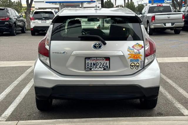 2017 Toyota Prius c One