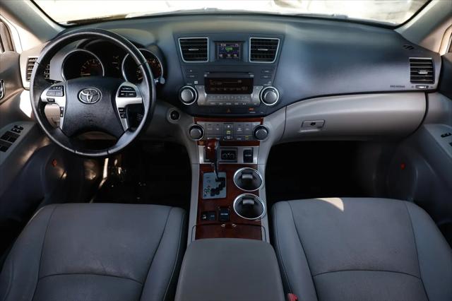 2011 Toyota Highlander Limited V6