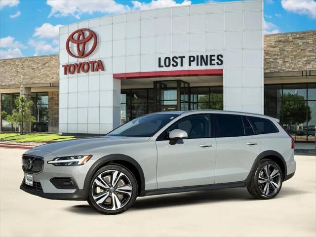 2025 Volvo V60 Cross Country Plus, B5 AWD Gas mild hybrid for sale in Bastrop, TX