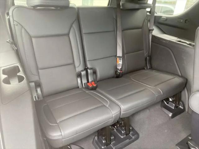 2025 GMC Yukon 4WD Denali