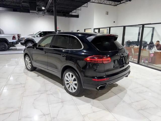 2016 Porsche Cayenne Base