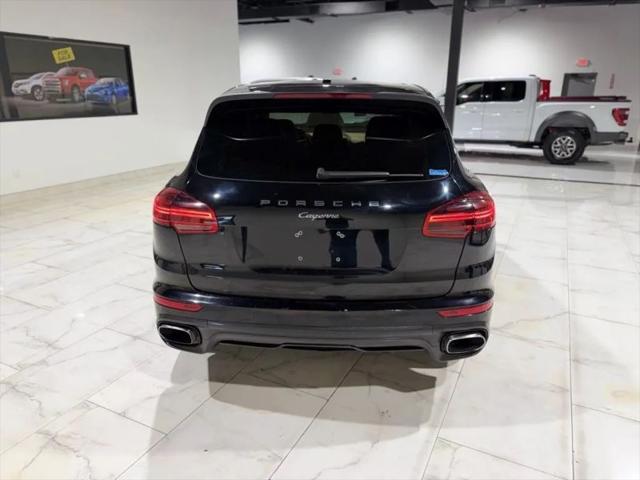 2016 Porsche Cayenne Base