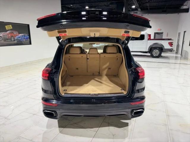 2016 Porsche Cayenne Base