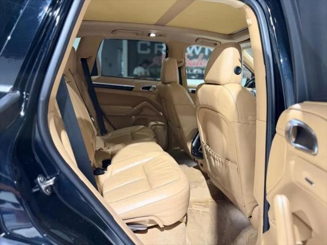 2016 Porsche Cayenne Base