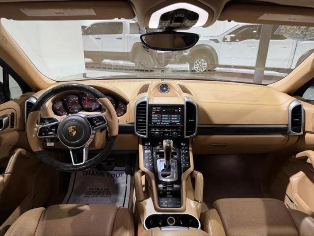 2016 Porsche Cayenne Base