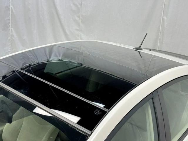 2011 Toyota Prius Two