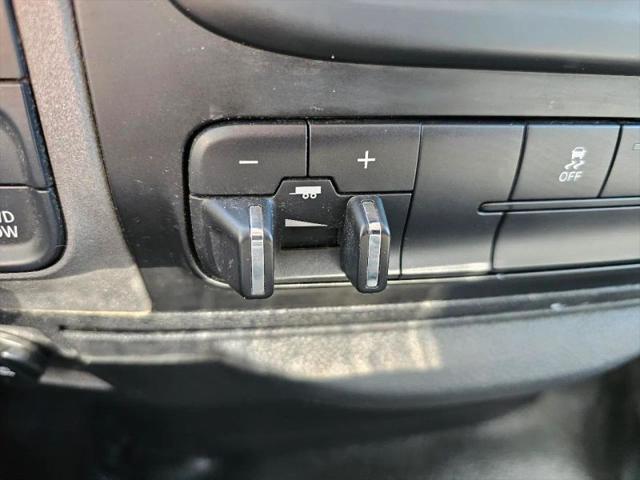 2017 Ram 1500 Tradesman Quad Cab 4x4 64 Box