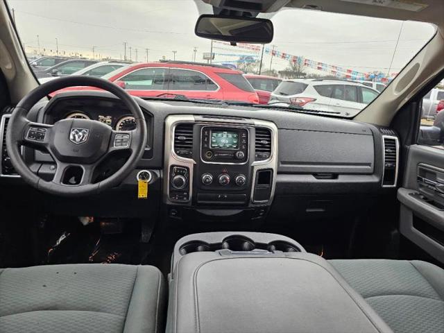 2016 Ram 1500 SLT
