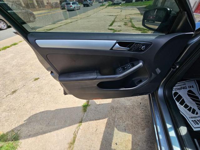 2014 Volkswagen Jetta 1.8T SE