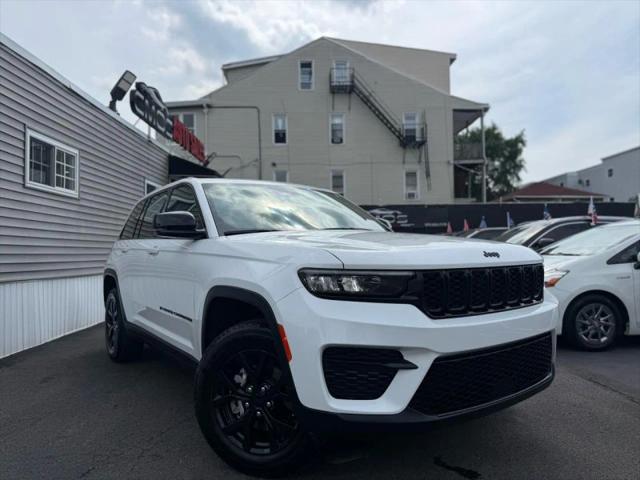 2025 Jeep Grand Cherokee Altitude 4x2 for sale in Paterson, NJ