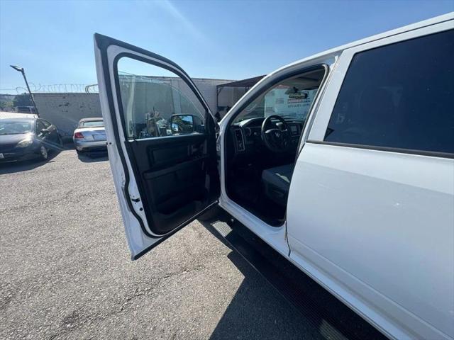2019 Ram 1500 Classic Tradesman Crew Cab 4x4 57 Box
