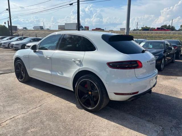2017 Porsche Macan Turbo