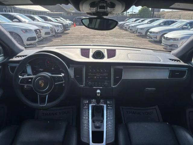 2017 Porsche Macan Turbo