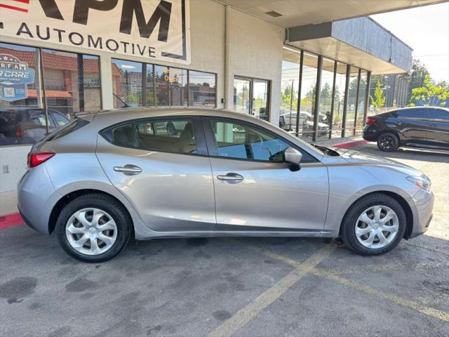2015 Mazda Mazda3 i Sport