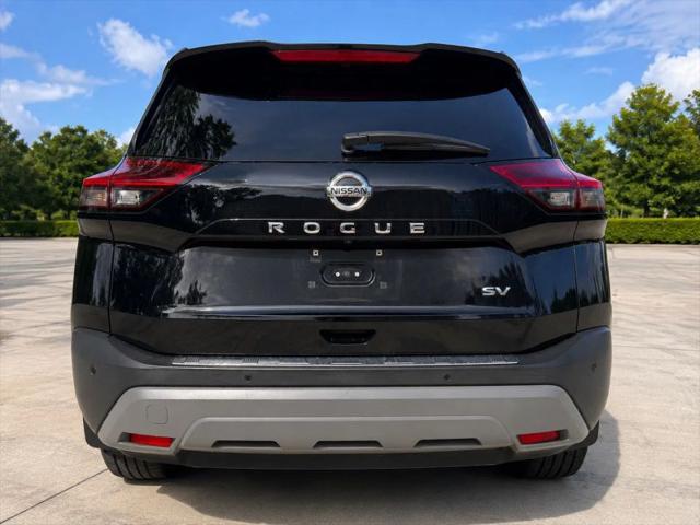 2021 Nissan Rogue SV FWD
