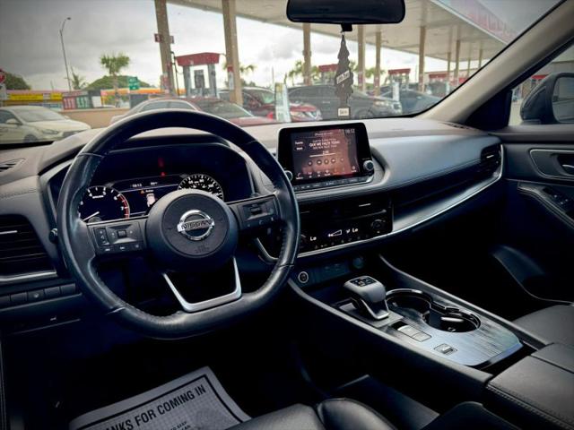 2021 Nissan Rogue SV FWD