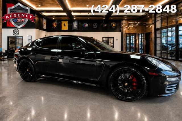 2015 Porsche Panamera 4S
