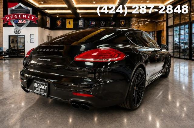 2015 Porsche Panamera 4S