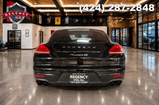 2015 Porsche Panamera 4S