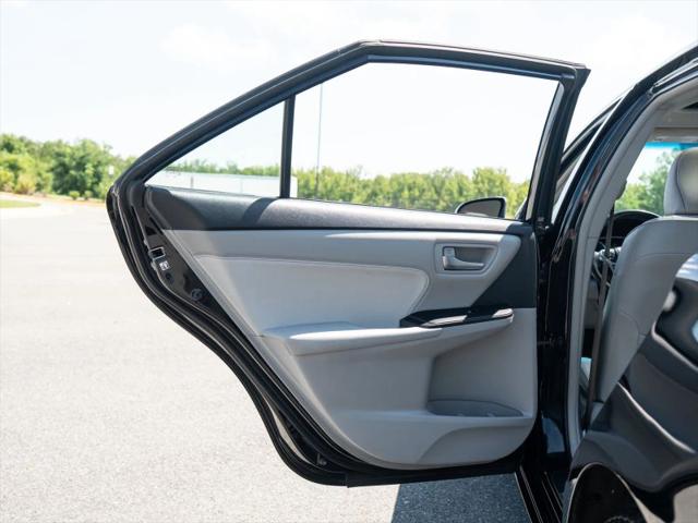 2016 Toyota Camry XLE