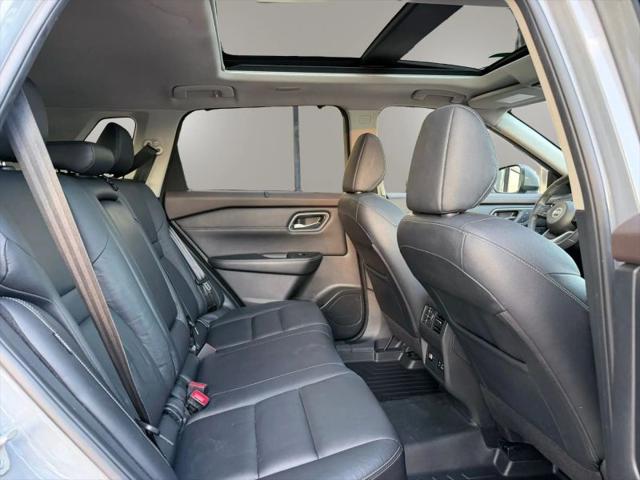 2021 Nissan Rogue SL FWD