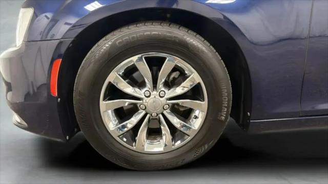 2016 Chrysler 300 Limited