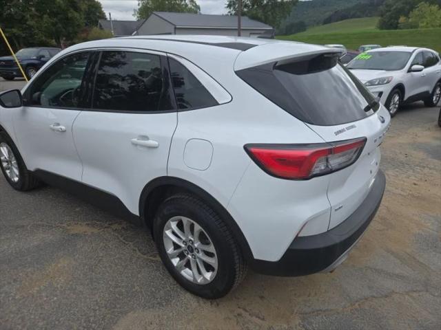 2021 Ford Escape SE