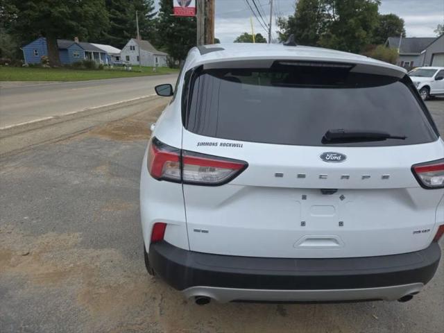 2021 Ford Escape SE