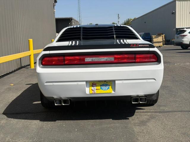 2014 Dodge Challenger Shaker Pkg