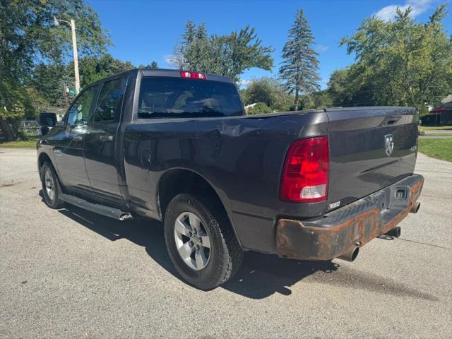 2017 Ram 1500 Express Quad Cab 4x4 64 Box