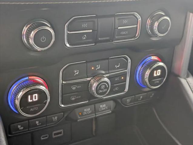 2021 GMC Yukon XL 2WD SLT