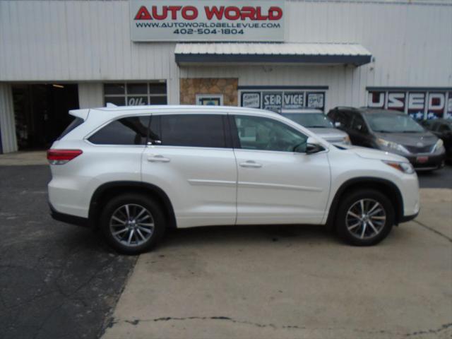 2017 Toyota Highlander XLE for sale in Omaha, NE