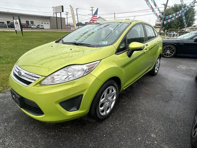 2013 Ford Fiesta SE for sale in Nitro, WV