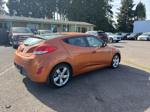 2015 Hyundai Veloster Base