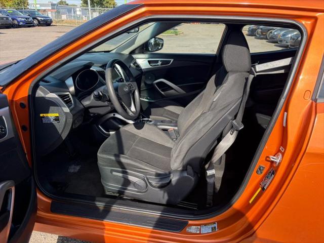 2015 Hyundai Veloster Base