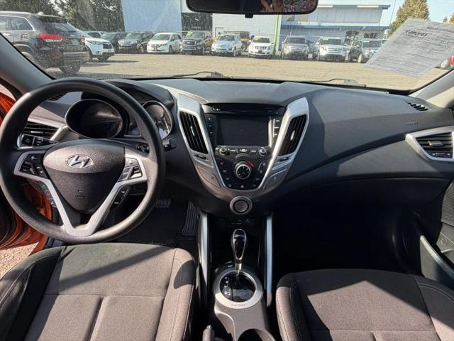 2015 Hyundai Veloster Base