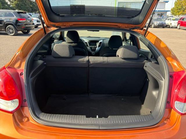 2015 Hyundai Veloster Base